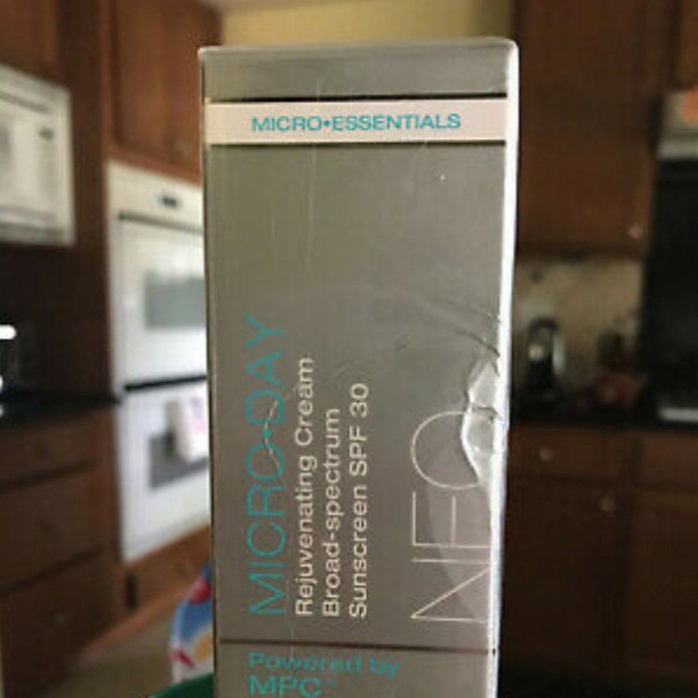 Neocutis Micro•Day Rejuvenating Cream SPF 30 New!